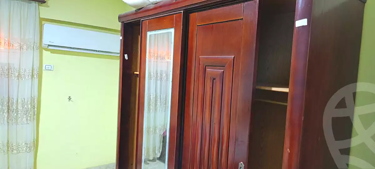 https://aqarmap.com.eg/ar/listing/6832127-for-rent-cairo-6th-of-october-el-ahyaa-neighborhood-2nd-divided-from-al-kafrawei-st