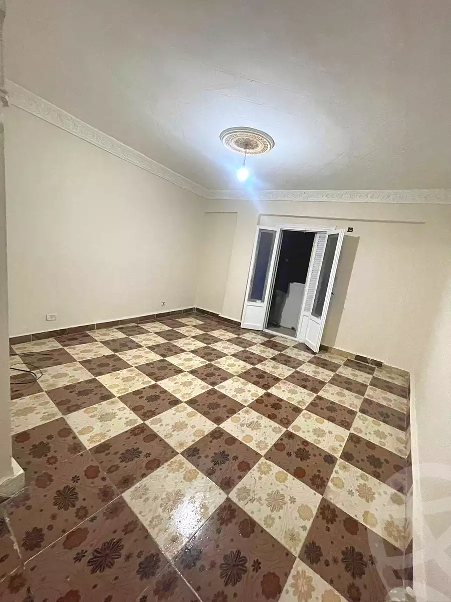 https://aqarmap.com.eg/ar/listing/6832160-for-sale-alexandria-l-jmy-lbytsh-el-reyad-st