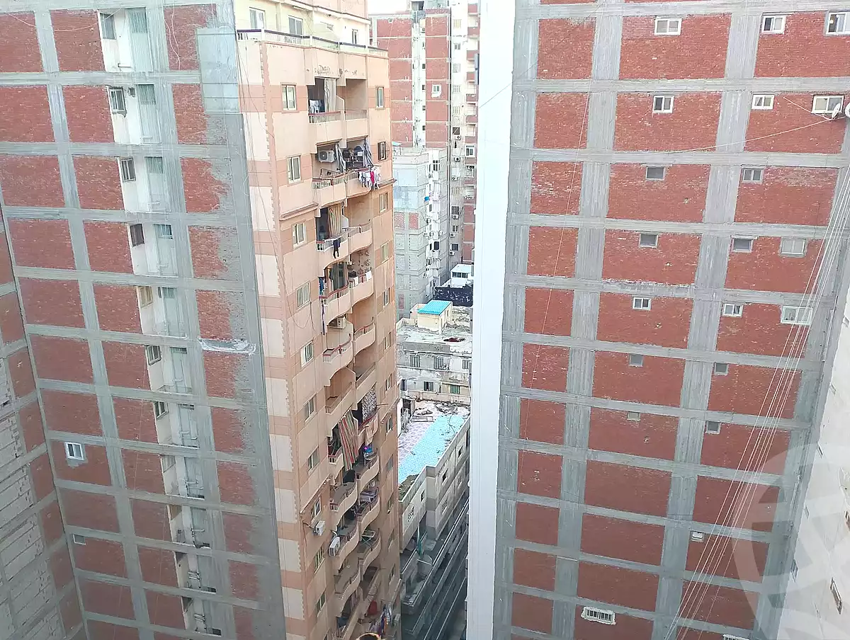 https://aqarmap.com.eg/ar/listing/6832249-for-sale-alexandria-el-asafra-mahmoud-gomaa-st