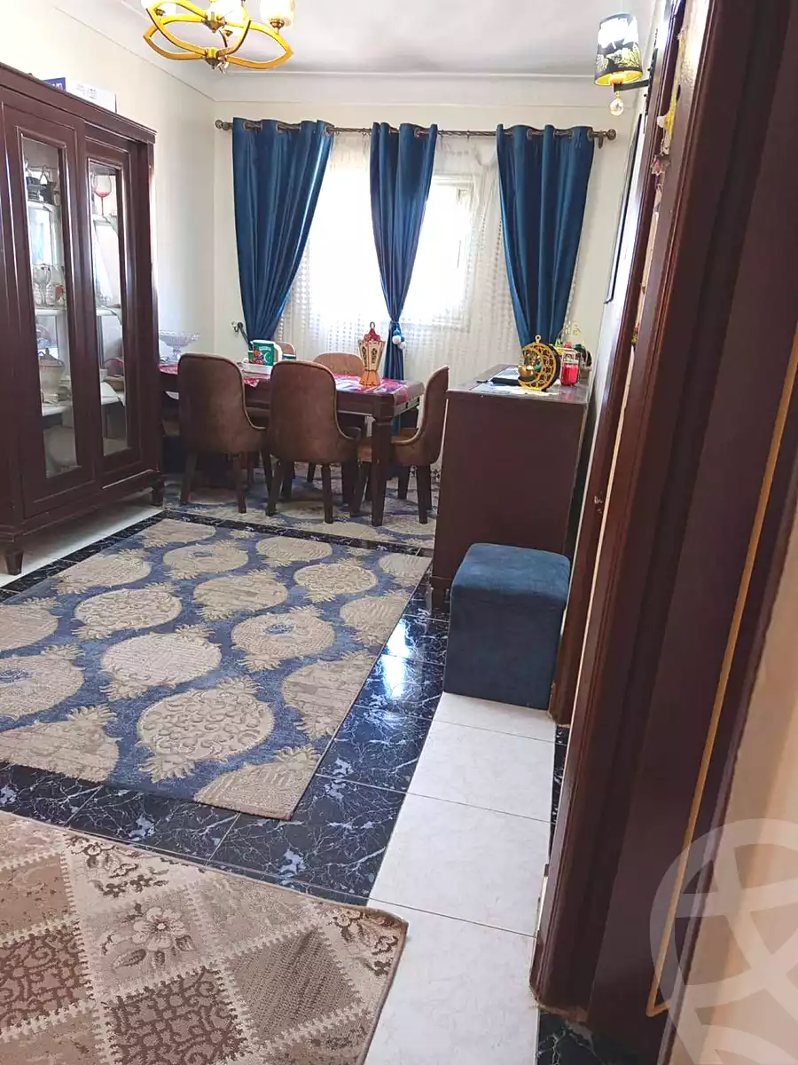 https://aqarmap.com.eg/ar/listing/6832649-for-sale-alexandria-alhadara-new-el-hadra