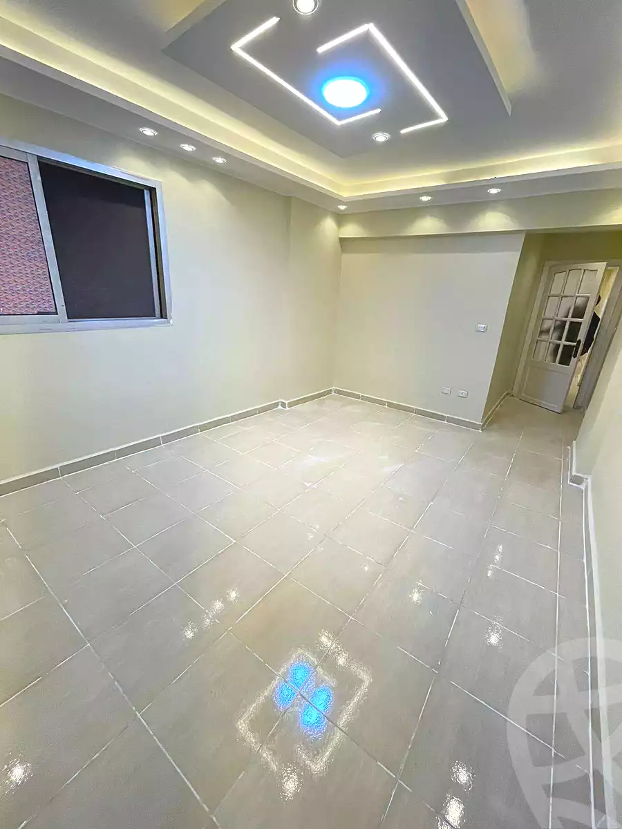 https://aqarmap.com.eg/ar/listing/6832960-for-sale-alexandria-sydy-bshr-sydy-bshr-bhry-gamal-abd-el-nasir-st