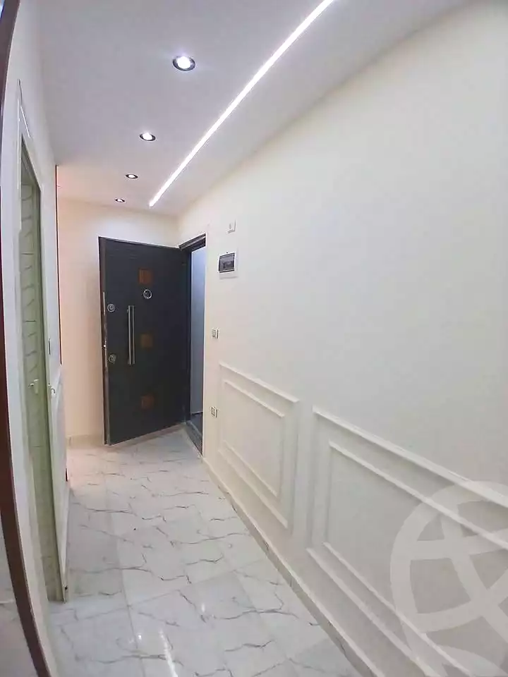 https://aqarmap.com.eg/ar/listing/6833455-for-sale-alexandria-l-jmy-lbytsh-ain-shams-st