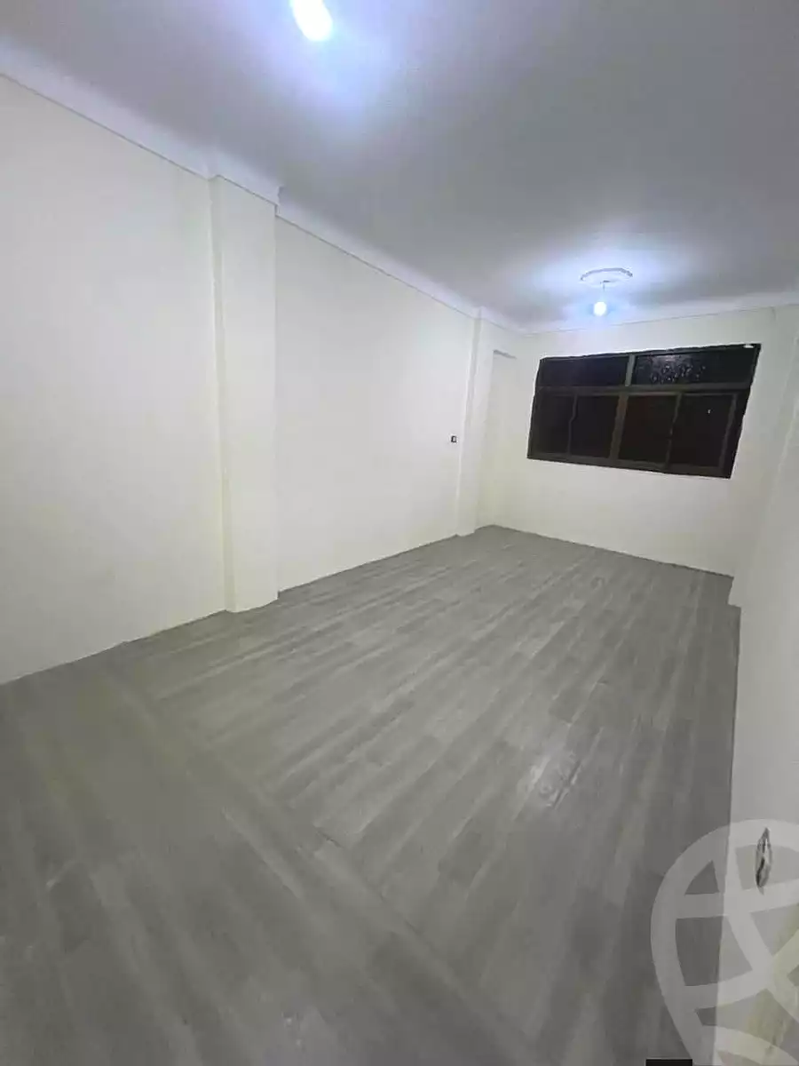https://aqarmap.com.eg/en/listing/6833460-for-sale-alexandria-lsywf-el-falki