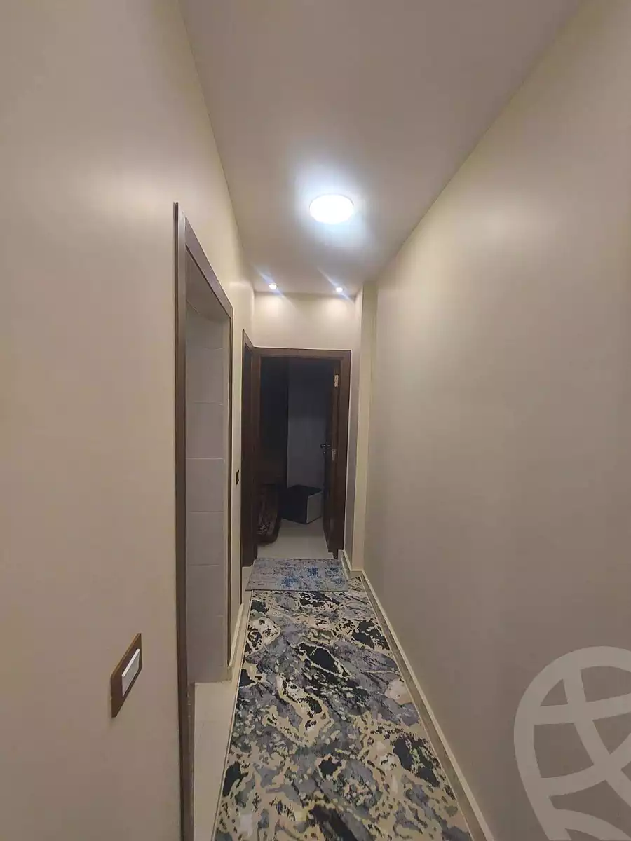 https://aqarmap.com.eg/ar/listing/6834581-for-sale-cairo-helwan-el-shareaa-el-sharby-st