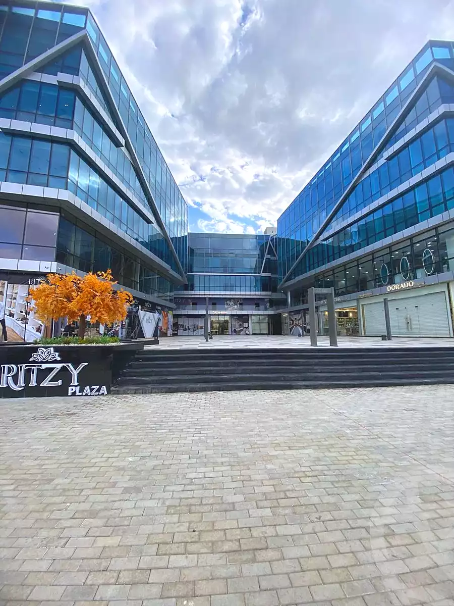 https://aqarmap.com.eg/ar/listing/6835093-for-rent-cairo-el-sheikh-zayed-city-compounds-rytzy-blz-mwl-tybh-llstthmr-l-qry