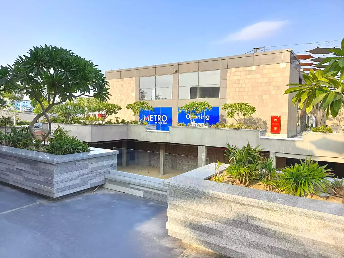 https://aqarmap.com.eg/en/listing/6835212-for-rent-cairo-el-sheikh-zayed-city-compounds-walk-of-cairo-mall