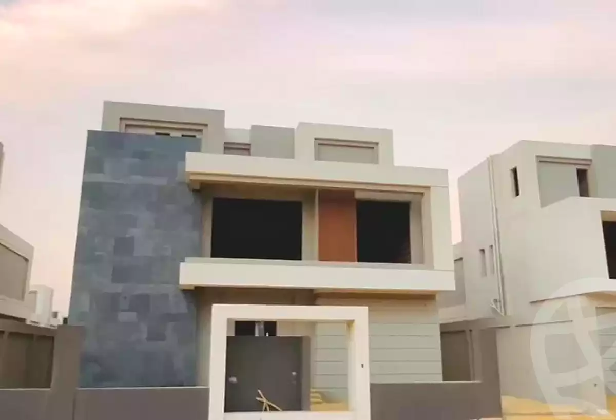 https://aqarmap.com.eg/ar/listing/6835581-for-sale-cairo-new-cairo-compounds-el-patio-town-compound-la-vista