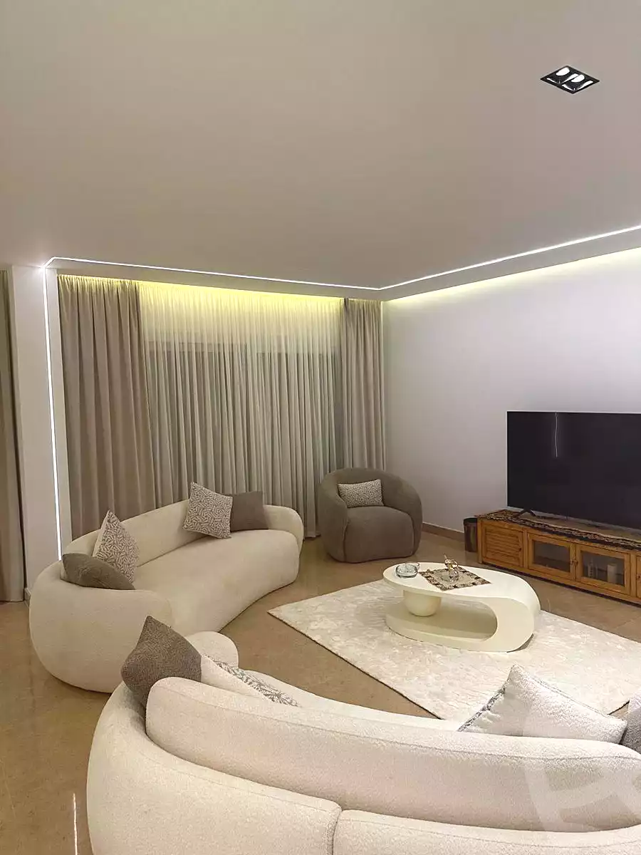 https://aqarmap.com.eg/en/listing/6836881-for-sale-cairo-el-sheikh-zayed-city-compounds-etapa