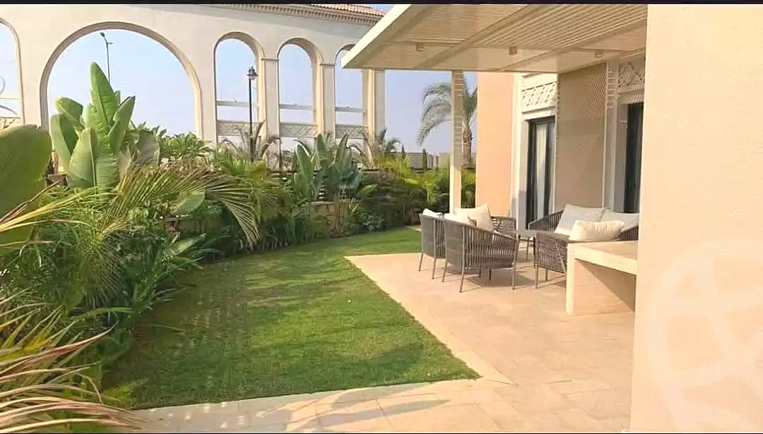 https://aqarmap.com.eg/en/listing/6836955-for-sale-cairo-el-sheikh-zayed-city-compounds-kmbwnd-fyldj-wyst-dr-llttwyr