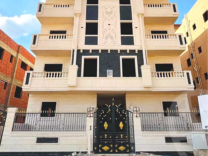 https://aqarmap.com.eg/en/listing/6836947-for-sale-cairo-badr-city-hai-el-ashgar-featured-neighborhood-bait-el-watan
