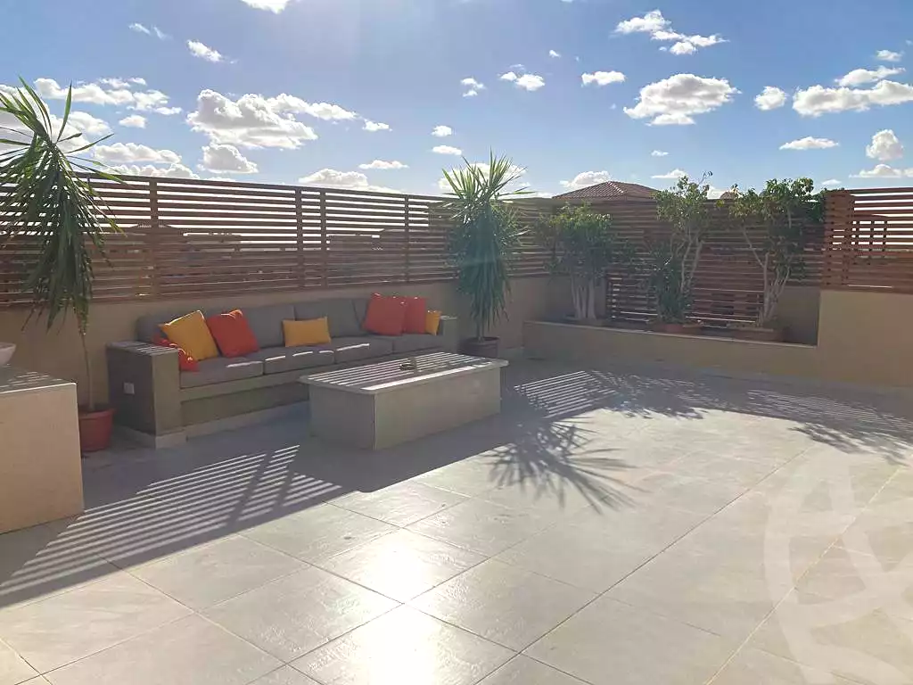 https://aqarmap.com.eg/ar/listing/6837107-for-rent-cairo-el-sheikh-zayed-city-compounds-beverly-hills