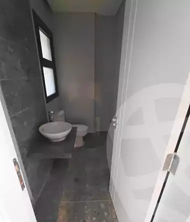 https://aqarmap.com.eg/en/listing/6837138-for-sale-cairo-el-sheikh-zayed-city-compounds-kmbwnd-fyldj-wyst-dr-llttwyr