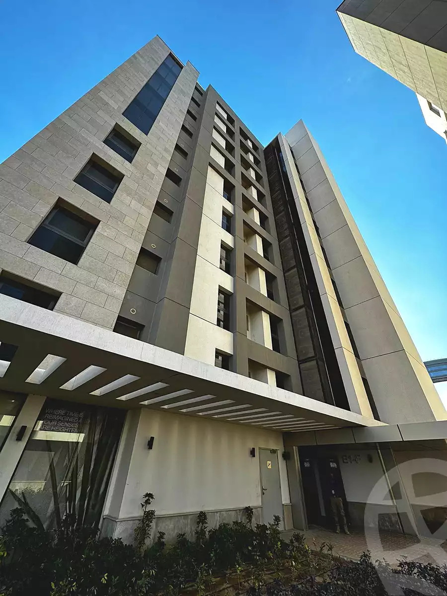 https://aqarmap.com.eg/ar/listing/6837351-for-sale-cairo-el-sheikh-zayed-city-compounds-zyd-wr-llttwyr-z-tower