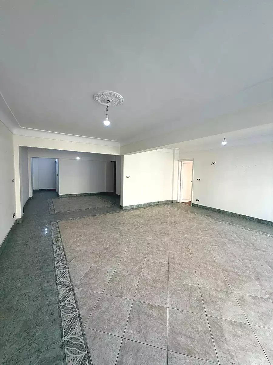https://aqarmap.com.eg/en/listing/6837865-for-sale-alexandria-el-asafra-ahmed-tiesser-st