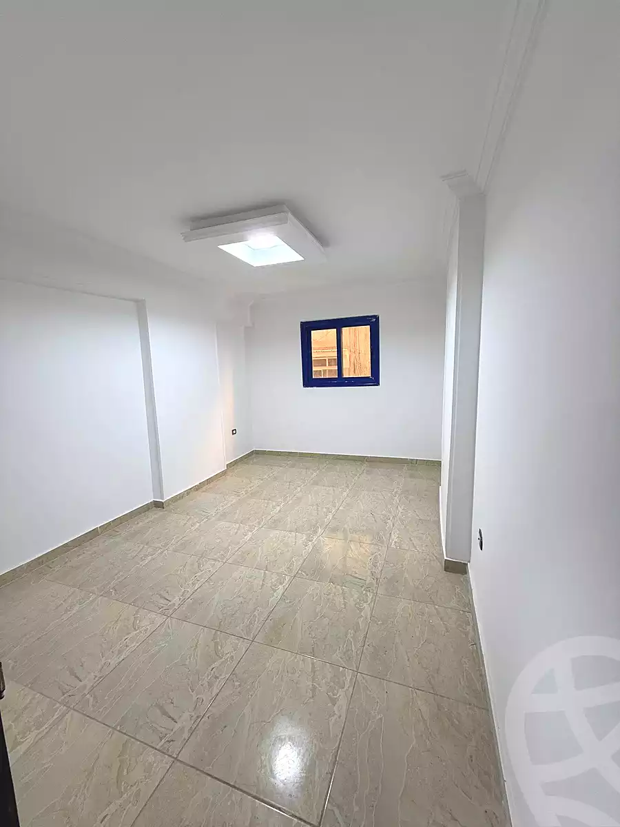 https://aqarmap.com.eg/ar/listing/6837878-for-sale-alexandria-el-asafra-shr-45