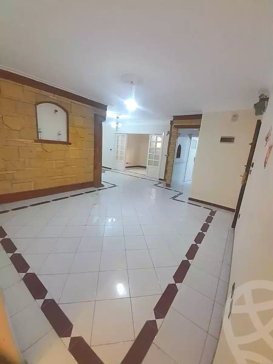 https://aqarmap.com.eg/ar/listing/6837997-for-sale-alexandria-ganaklis-el-arwam-church-st