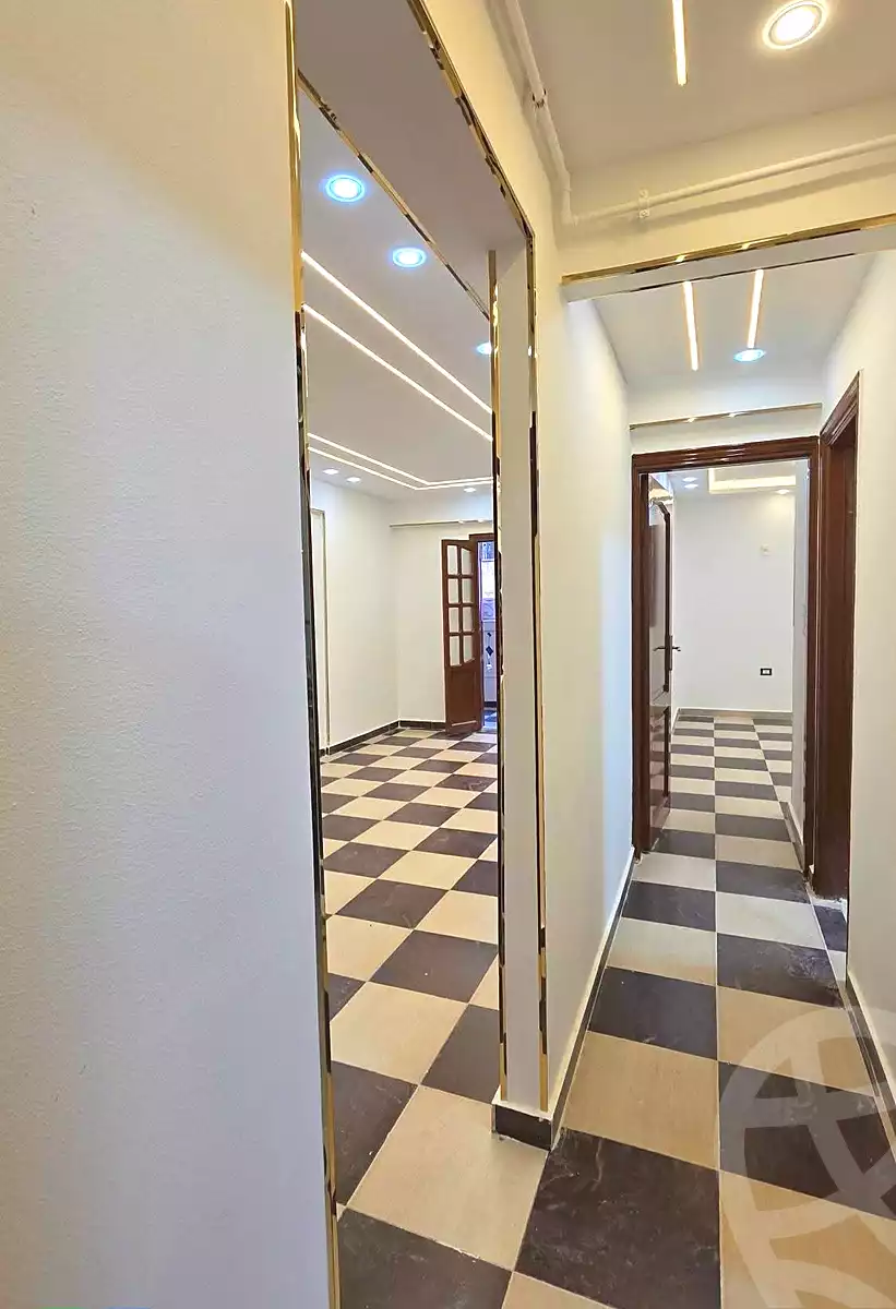 https://aqarmap.com.eg/ar/listing/6838144-for-sale-alexandria-sydy-bshr-sydy-bshr-bhry-shr-khld-bn-lwlyd