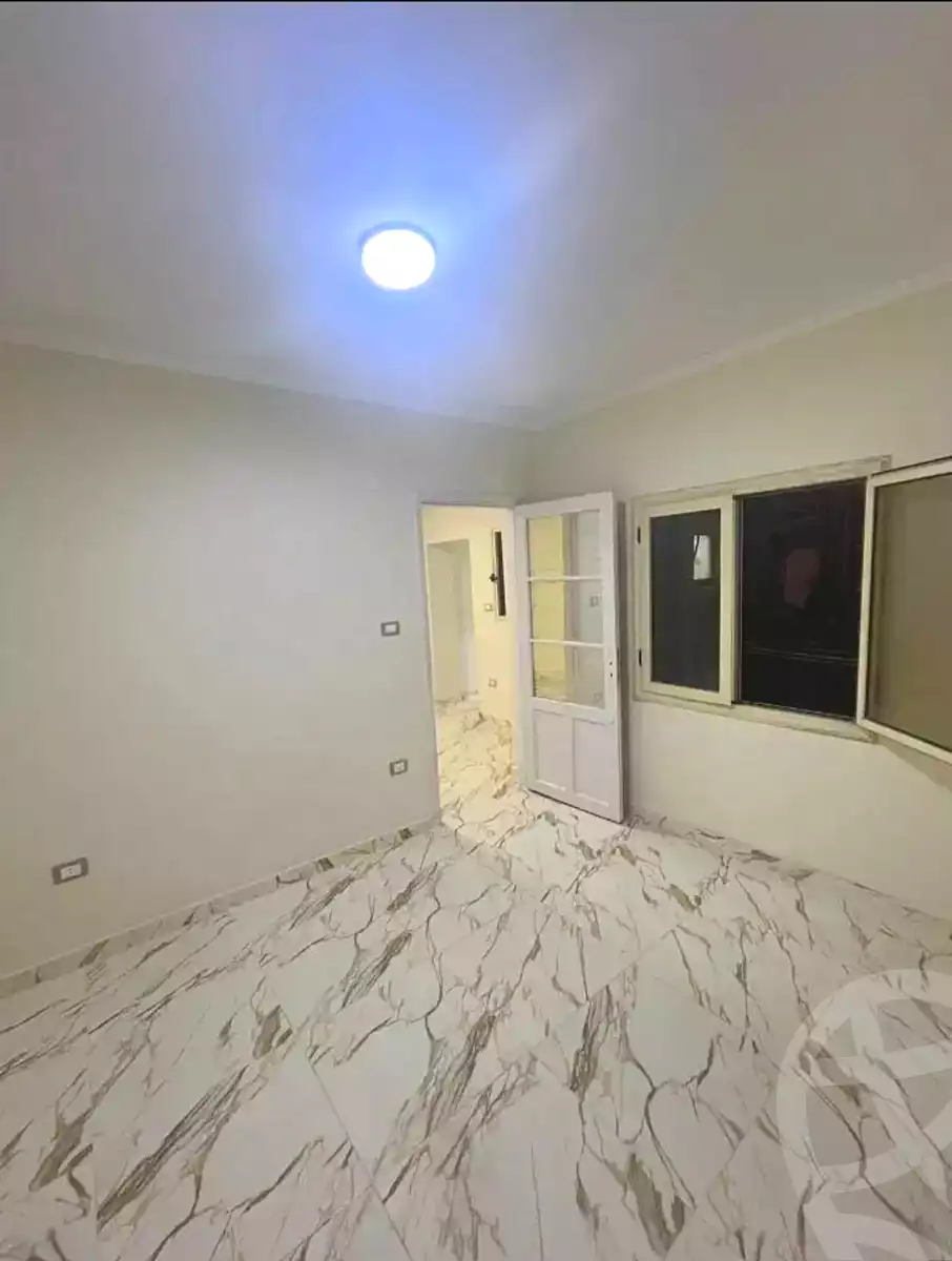 https://aqarmap.com.eg/ar/listing/6838261-for-sale-alexandria-sydy-bshr-sydy-bshr-bhry-shr-mhmwd-l-yswy