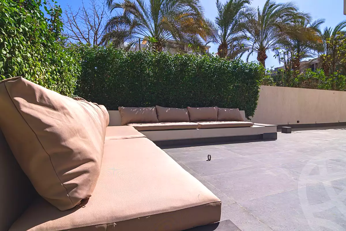 https://aqarmap.com.eg/en/listing/6839122-for-rent-cairo-new-cairo-compounds-lakeview-residence