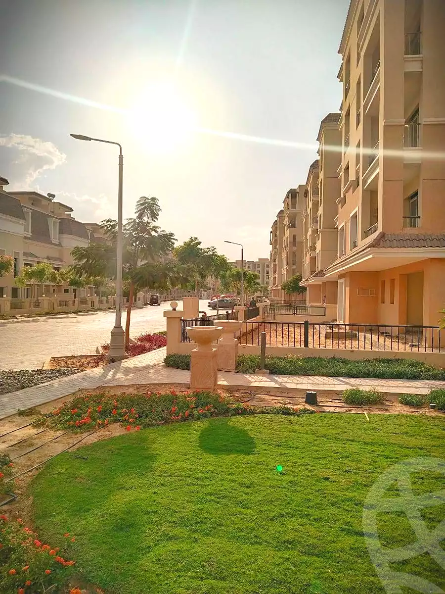 https://aqarmap.com.eg/ar/listing/6839132-for-sale-cairo-new-cairo-compounds-sarai-esse-residence-sarai