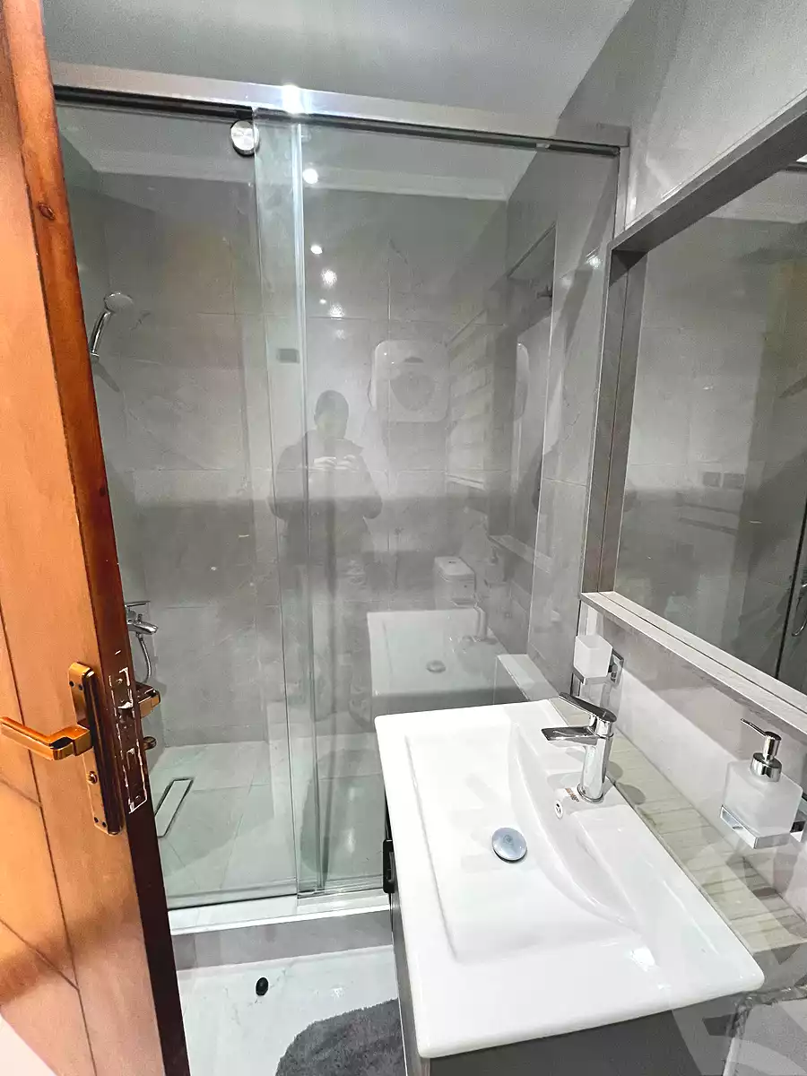 https://aqarmap.com.eg/ar/listing/6839176-for-sale-cairo-new-cairo-compounds-mwrd-fq-llttwyr