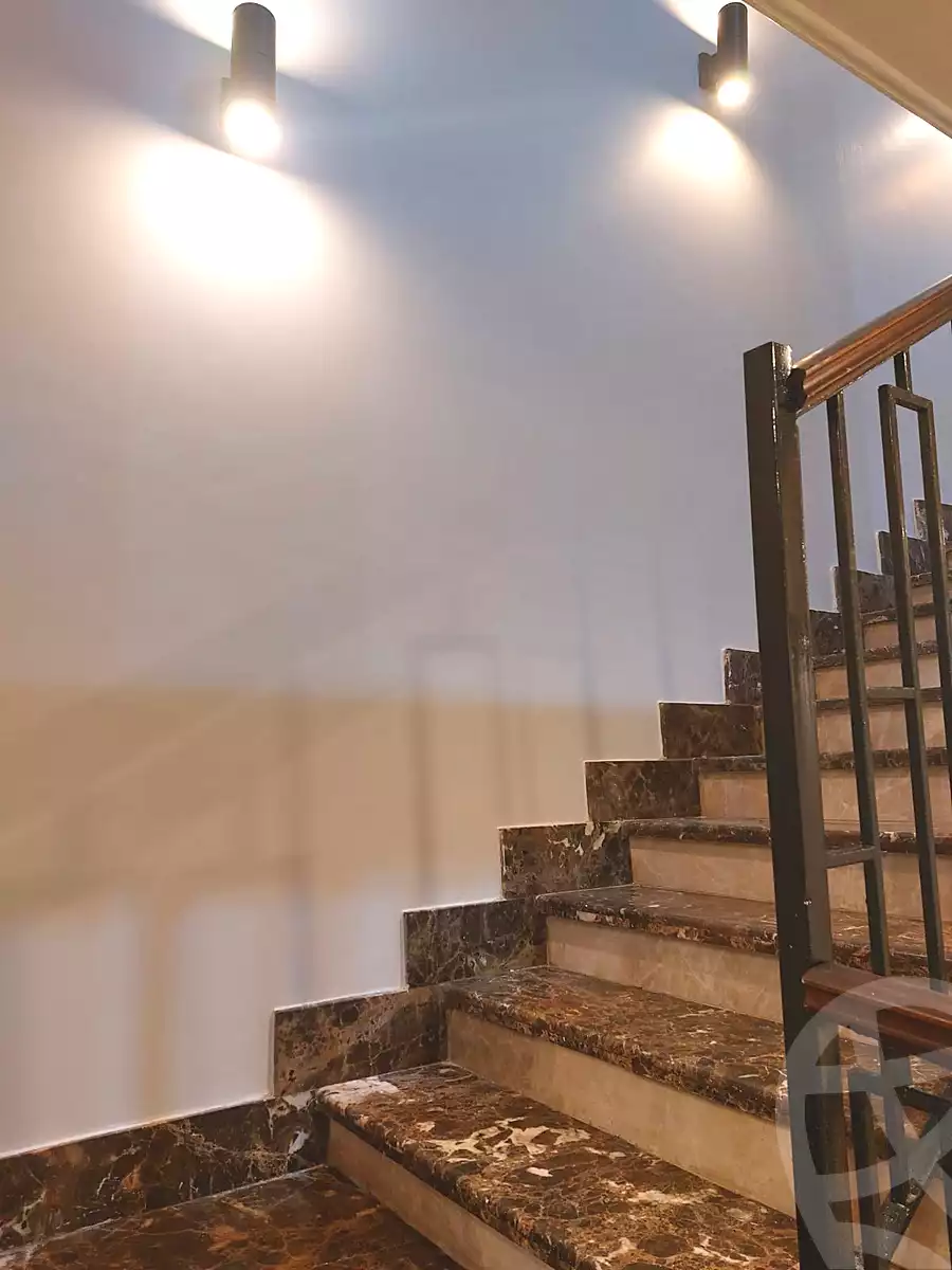 https://aqarmap.com.eg/en/listing/6839321-for-rent-cairo-new-cairo-compounds-mountain-view-hyde-park