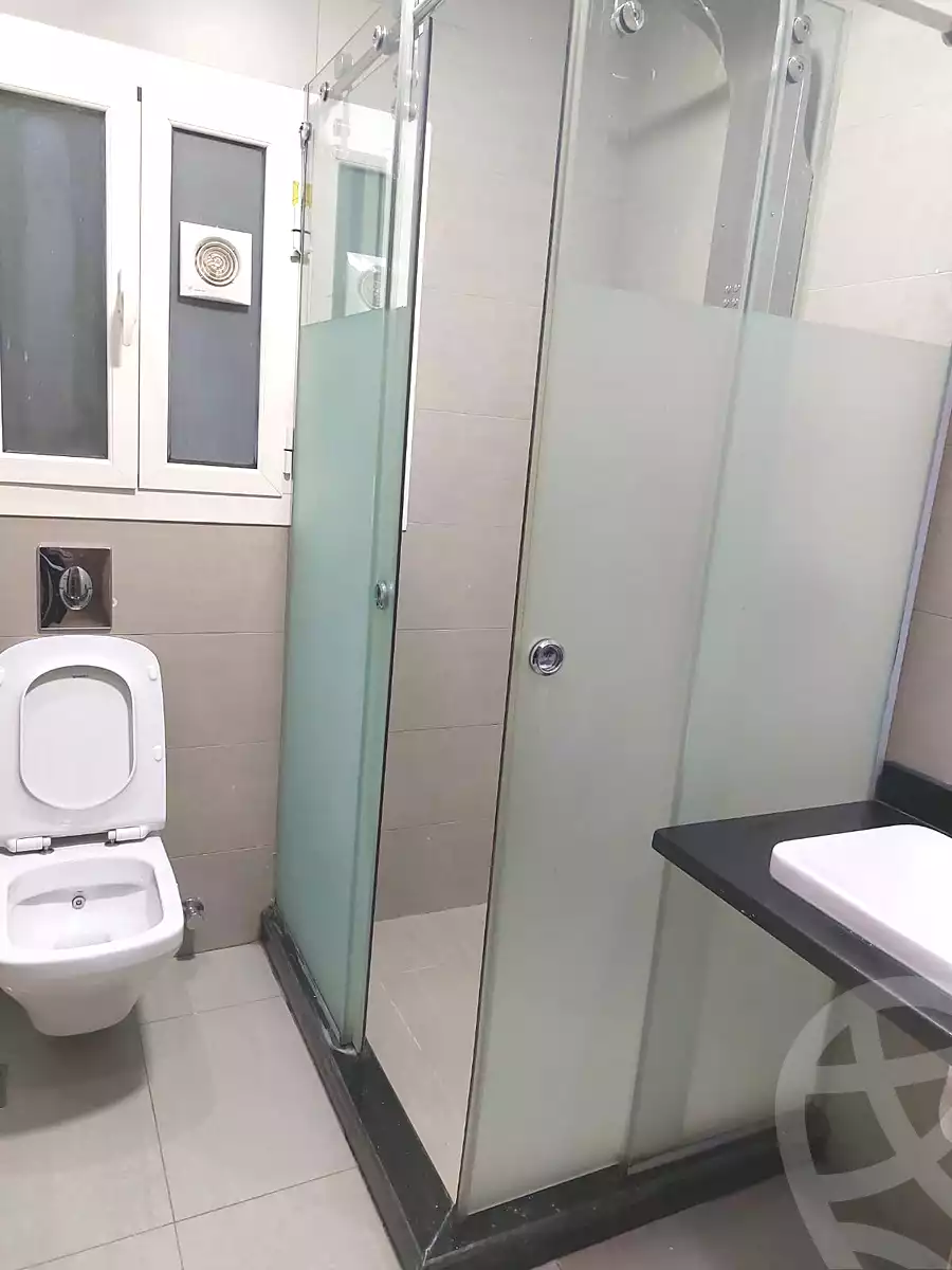 https://aqarmap.com.eg/en/listing/6839321-for-rent-cairo-new-cairo-compounds-mountain-view-hyde-park