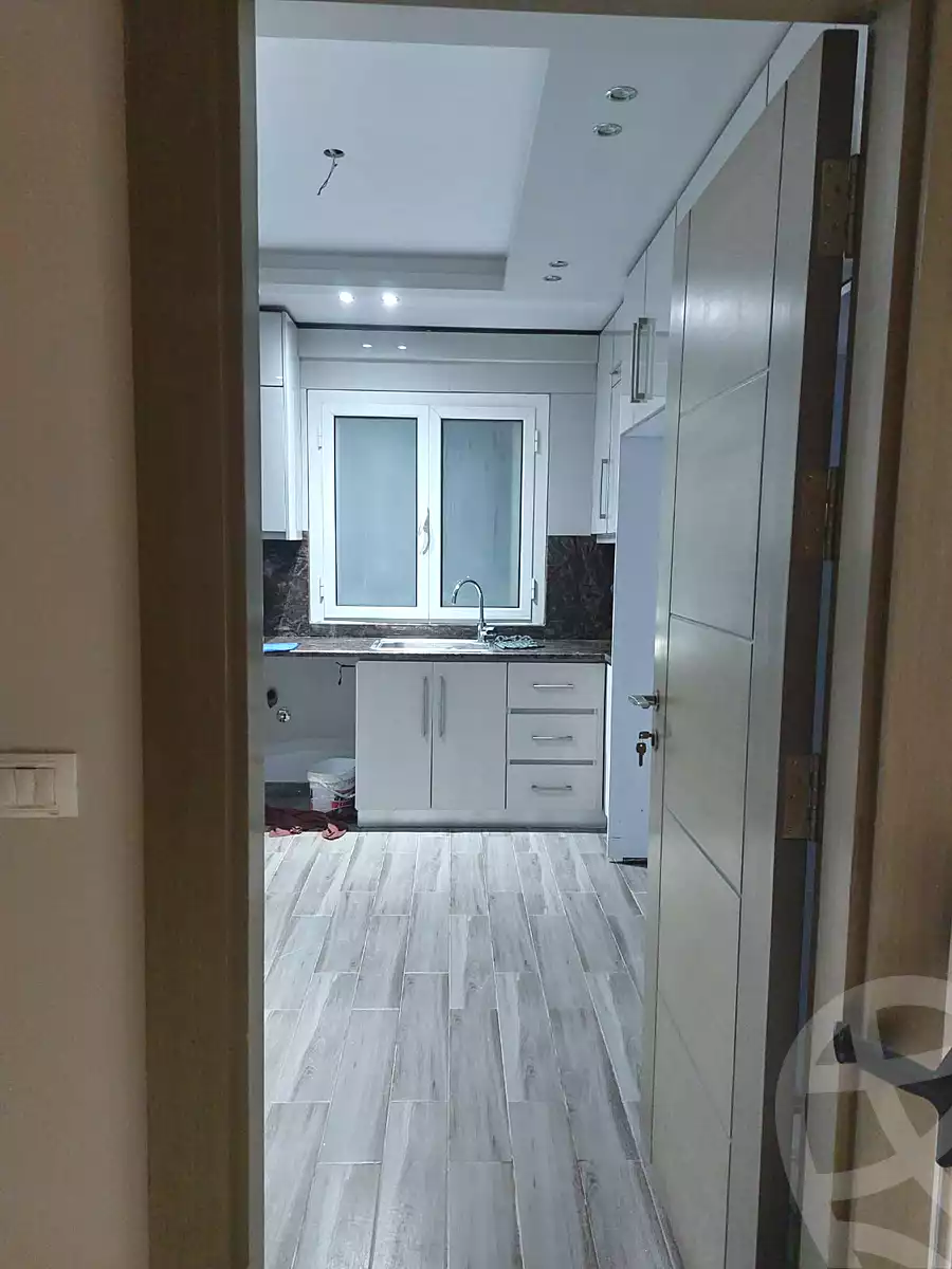 https://aqarmap.com.eg/en/listing/6839321-for-rent-cairo-new-cairo-compounds-mountain-view-hyde-park