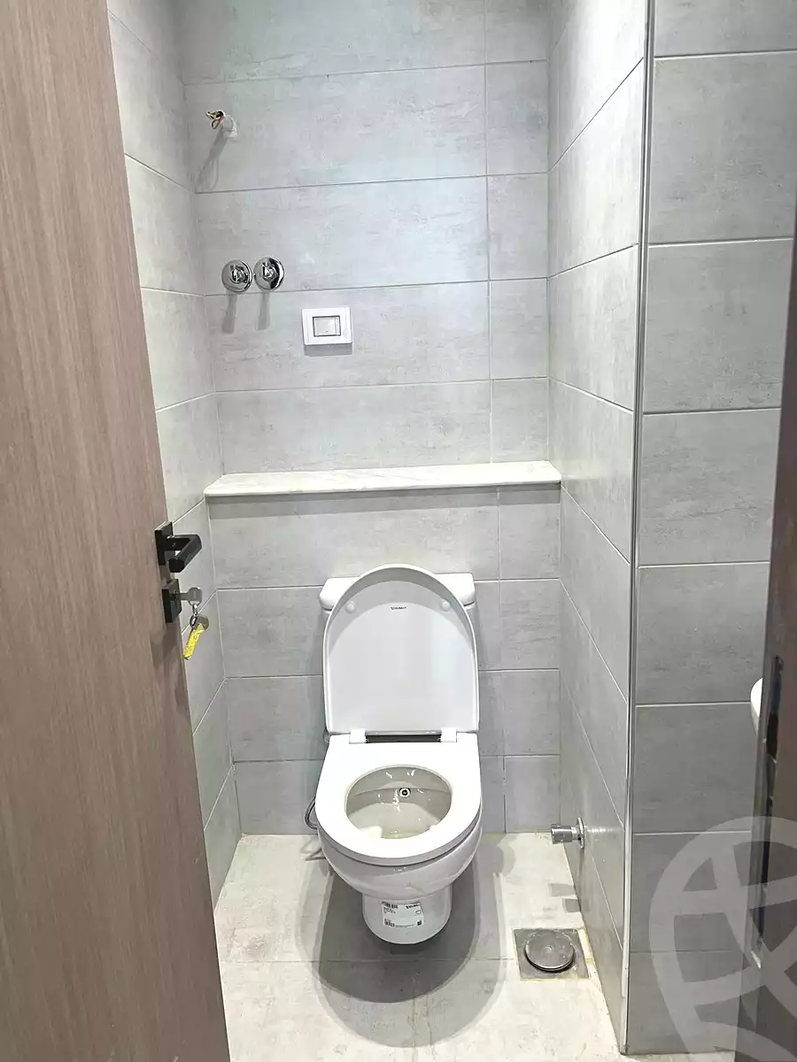 https://aqarmap.com.eg/ar/listing/6839349-for-rent-cairo-el-sheikh-zayed-city-compounds-central-avenue-mall-mabany-edris
