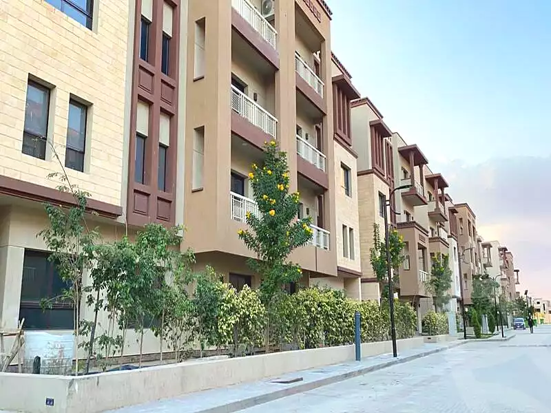 https://aqarmap.com.eg/en/listing/6839360-for-sale-cairo-6th-of-october-compounds-green-5