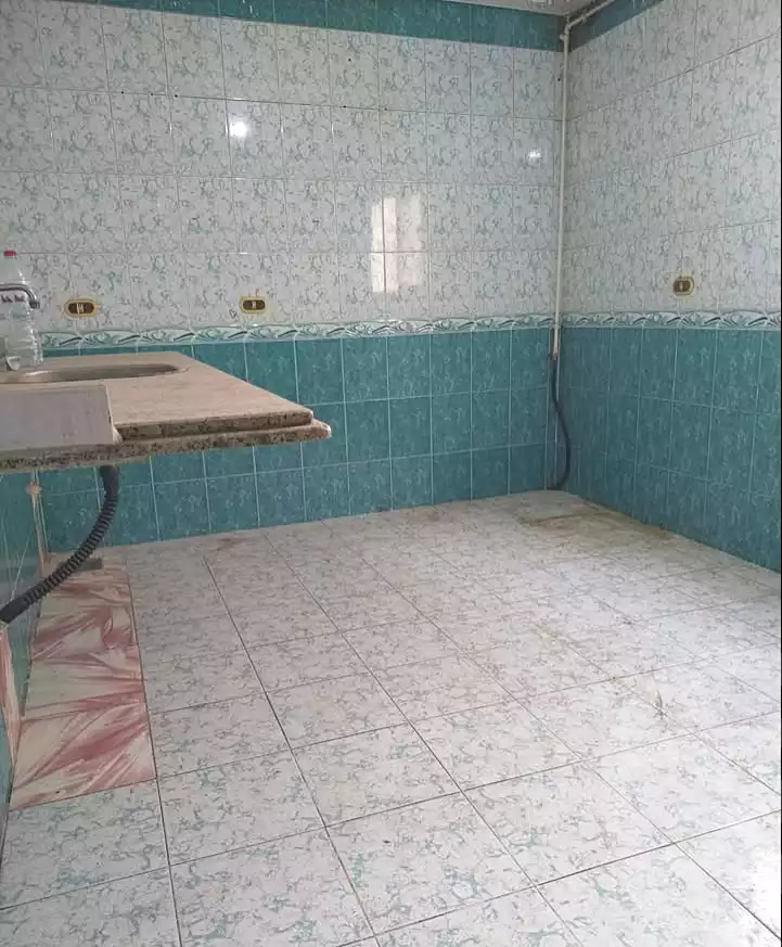 https://aqarmap.com.eg/ar/listing/6840526-for-sale-alexandria-al-agamy-lbytsh-ain-shams-st