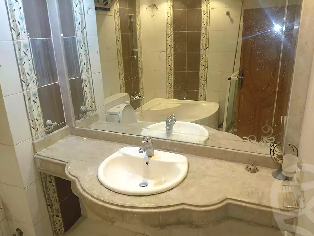 https://aqarmap.com.eg/en/listing/6840674-for-sale-cairo-shoubra-el-sahel-haret-ibrahim-sobih