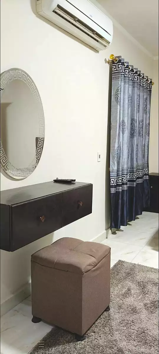https://aqarmap.com.eg/ar/listing/6840775-for-rent-cairo-6th-of-october-el-ahyaa-neighborhood-7th-mecca-el-mokarrama-st