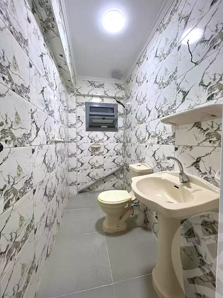 https://aqarmap.com.eg/en/listing/6841407-for-sale-alexandria-al-agamy-lbytsh-shahr-al-assal-st