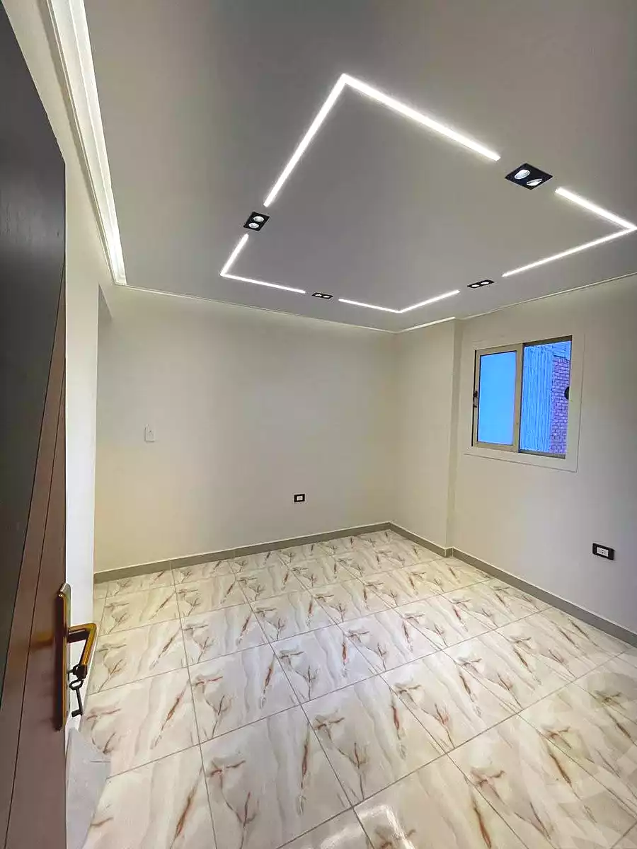 https://aqarmap.com.eg/ar/listing/6841813-for-sale-alexandria-al-agamy-lbytsh-shahr-al-assal-st