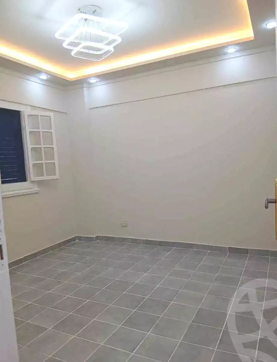 https://aqarmap.com.eg/ar/listing/6842265-for-sale-alexandria-al-agamy-shataa-el-nakheel