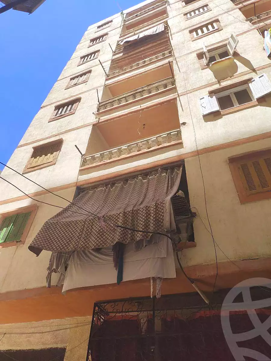 https://aqarmap.com.eg/ar/listing/6842518-for-sale-alexandria-al-agamy-el-hanouvel-el-warsha-st