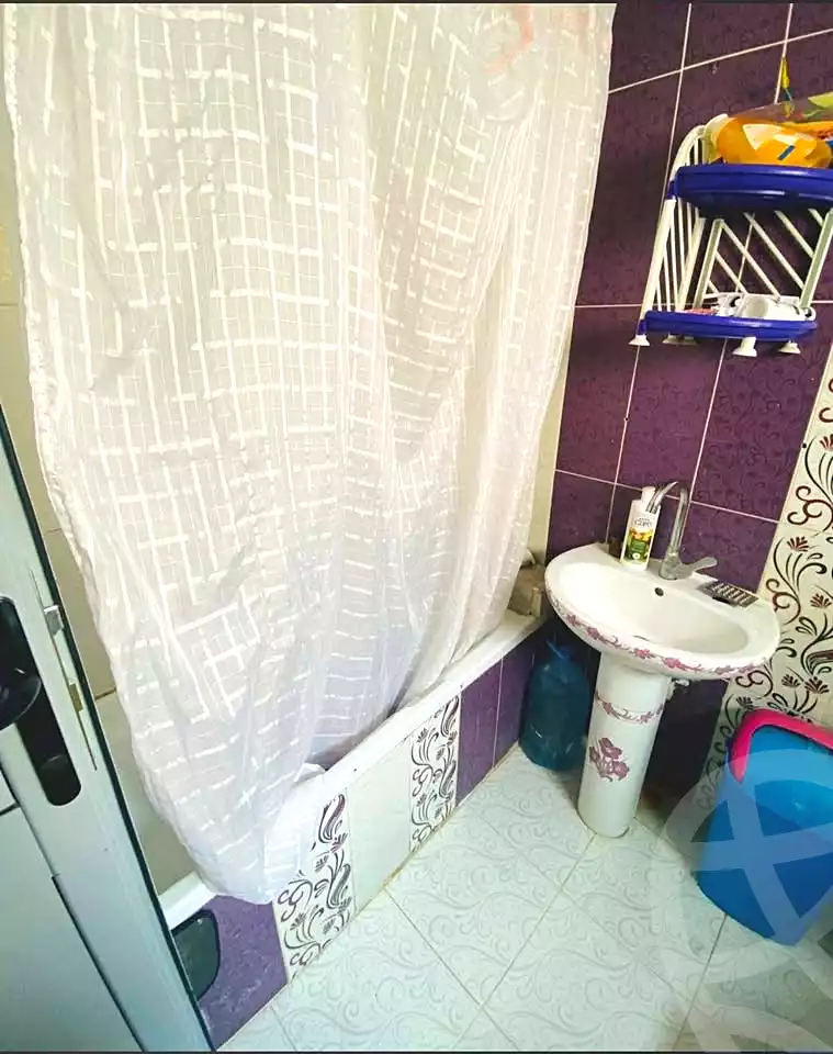 https://aqarmap.com.eg/ar/listing/6842618-for-sale-alexandria-al-agamy-lbytsh-qased-kareem-st