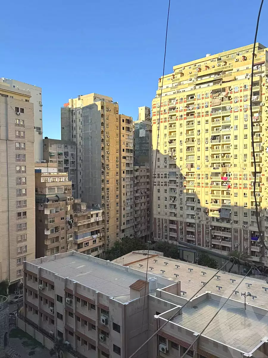https://aqarmap.com.eg/en/listing/6842697-for-sale-alexandria-el-mandara-alex-el-mandara-bahri