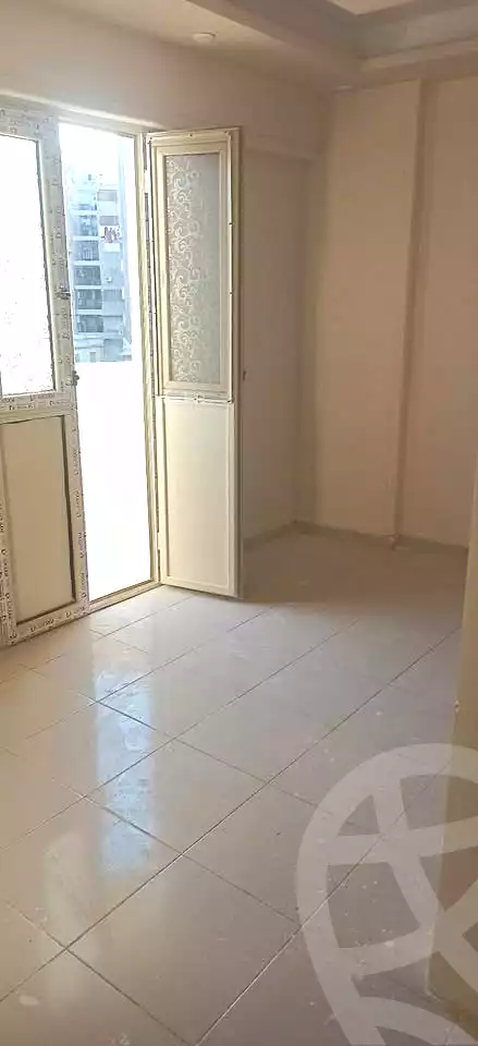 https://aqarmap.com.eg/ar/listing/6842724-for-sale-alexandria-moharram-bey