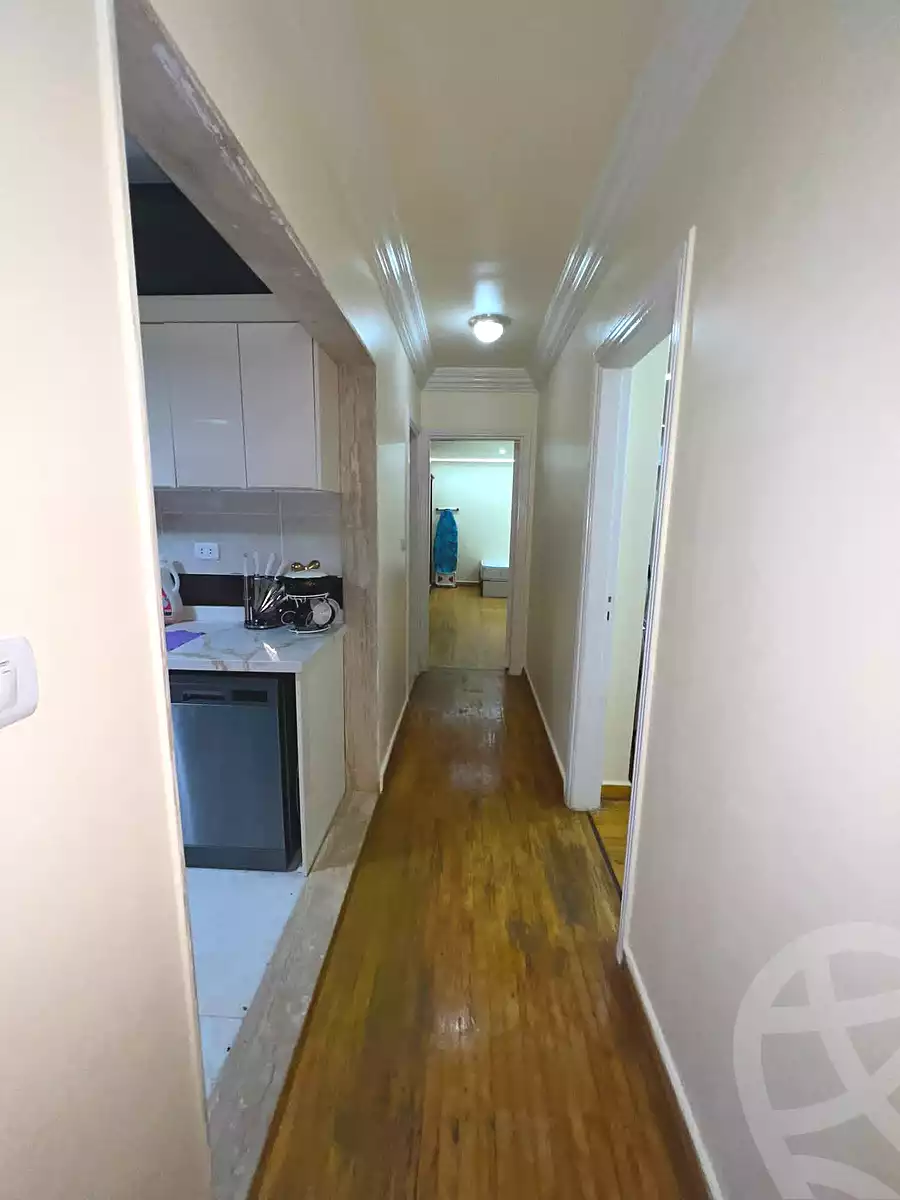 https://aqarmap.com.eg/ar/listing/6842898-for-sale-alexandria-lauran-shaarawy-st