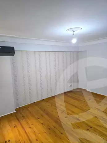https://aqarmap.com.eg/ar/listing/6843320-for-sale-alexandria-ganaklis