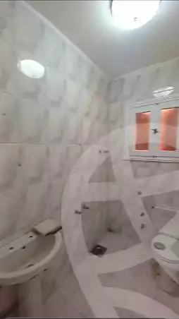 https://aqarmap.com.eg/en/listing/6843387-for-sale-alexandria-al-agamy-shataa-el-nakheel-street-33