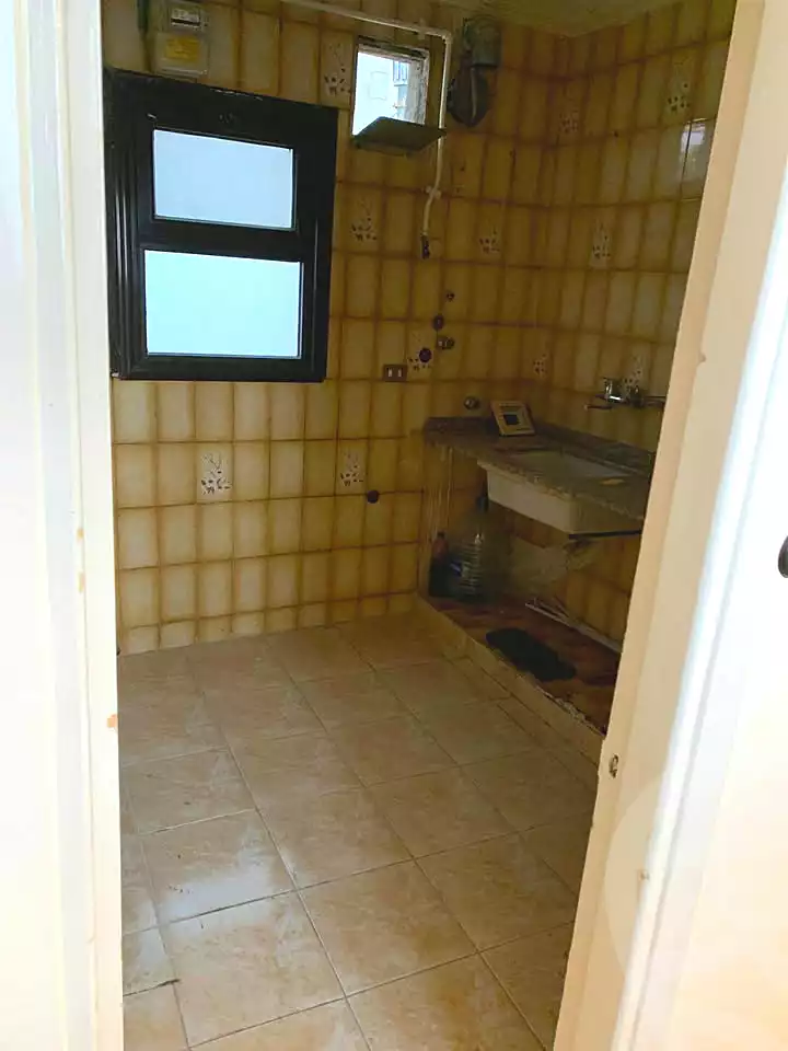 https://aqarmap.com.eg/en/listing/6844106-for-rent-alexandria-moharram-bey