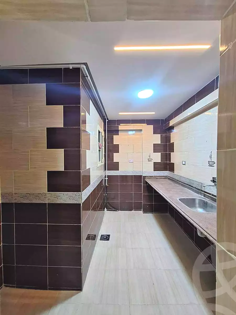 https://aqarmap.com.eg/ar/listing/6844144-for-sale-alexandria-sydy-bshr-sydy-bshr-bhry-ali-hipa-st