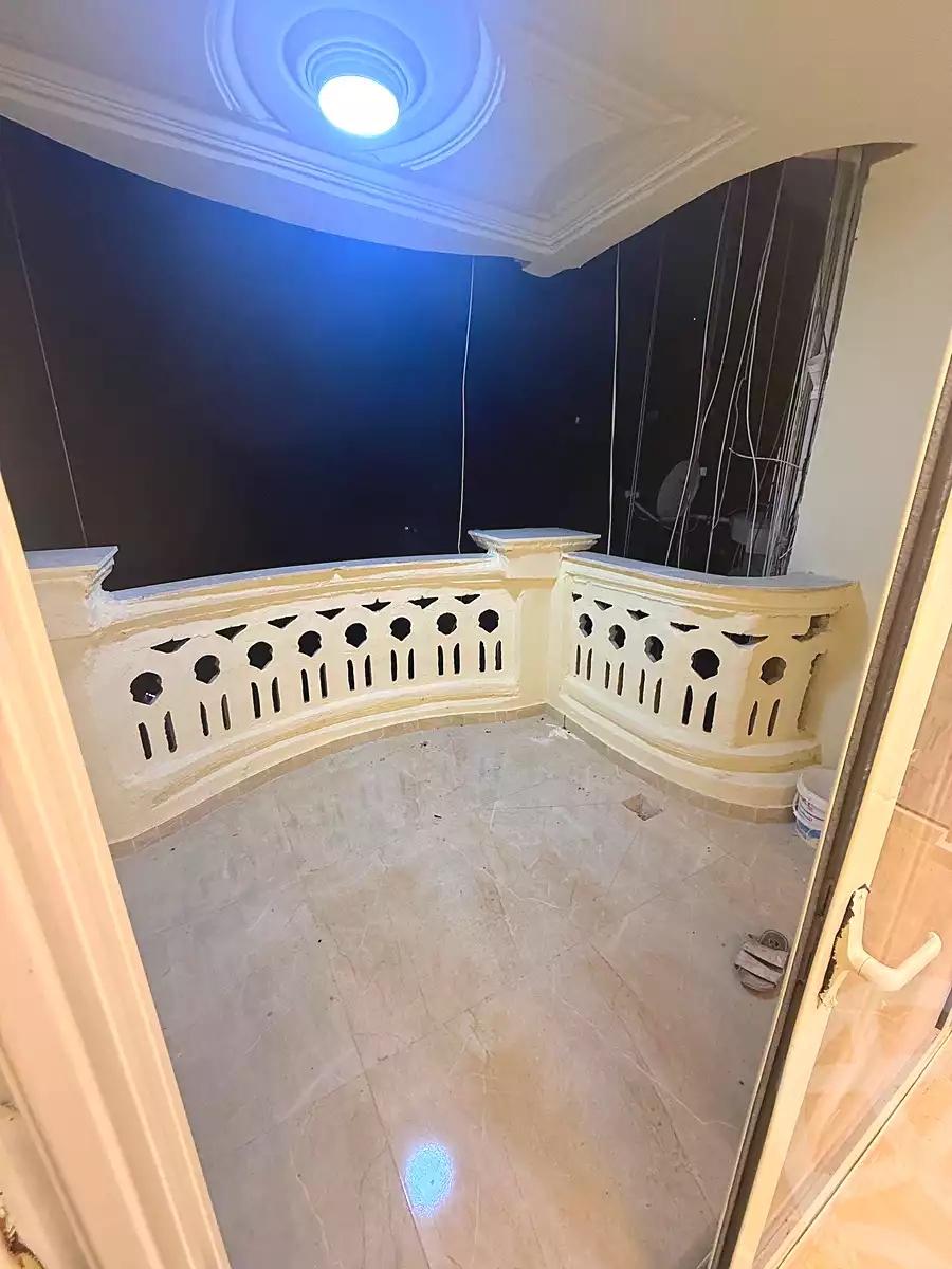 https://aqarmap.com.eg/ar/listing/6844425-for-sale-alexandria-sydy-bshr-sydy-bshr-bhry-shr-khld-bn-lwlyd