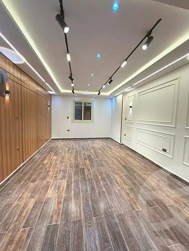 https://aqarmap.com.eg/ar/listing/6844813-for-sale-alexandria-al-agamy-lbytsh