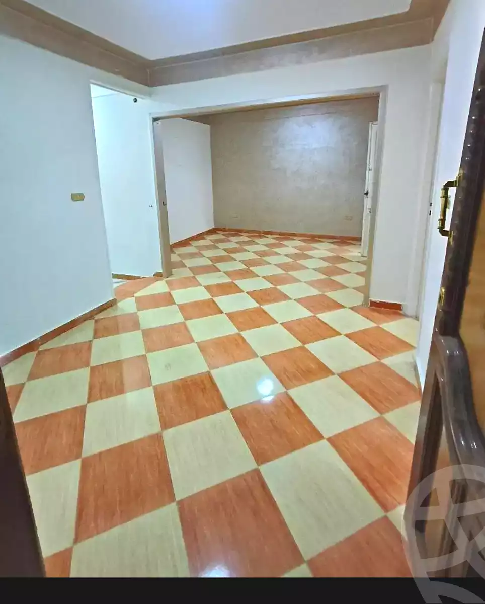 https://aqarmap.com.eg/ar/listing/6845296-for-sale-alexandria-lsywf-el-seyouf-qebly-el-ras-el-souda