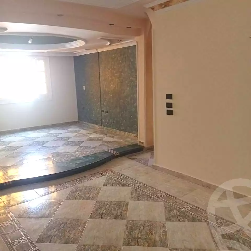 https://aqarmap.com.eg/ar/listing/6845462-for-sale-alexandria-sydy-bshr-sydy-bshr-bhry-ali-hipa-st