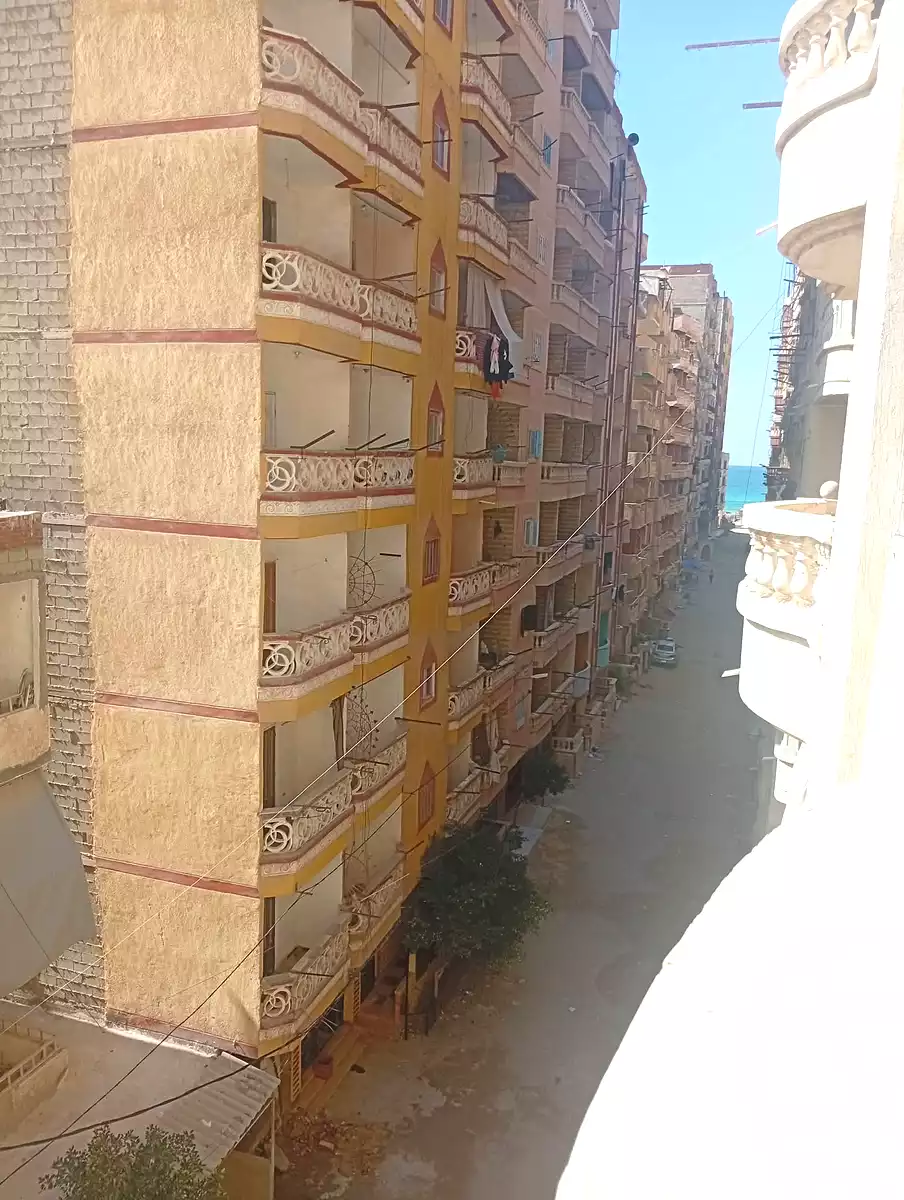 https://aqarmap.com.eg/ar/listing/6845507-for-sale-alexandria-al-agamy-el-hanouvel-hussein-waly-st
